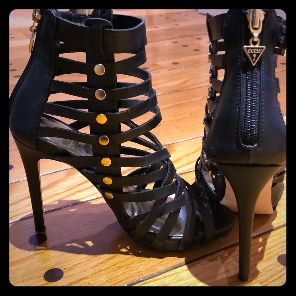 Guess black heels open toed
